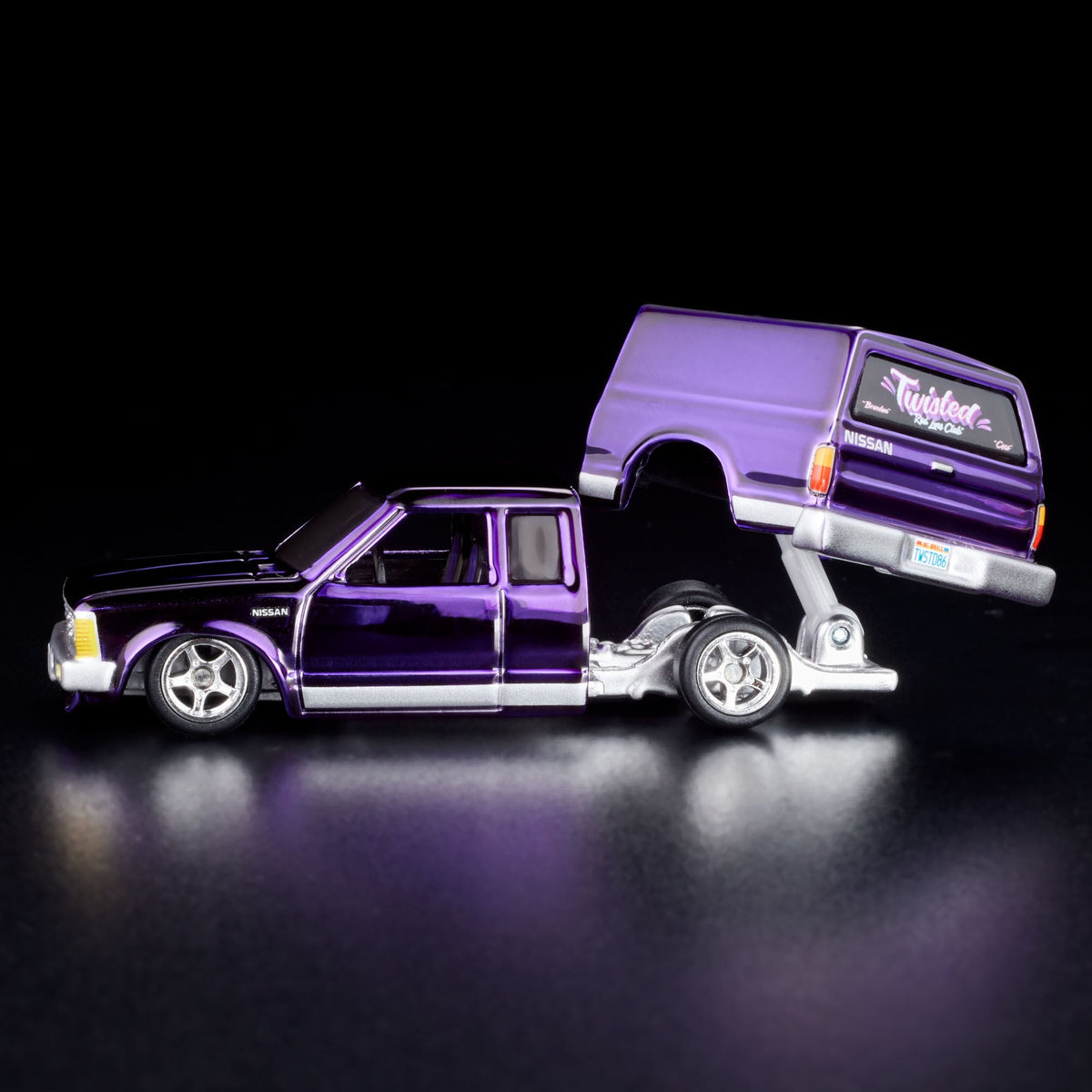 Hot Wheels RLC 1986 Nissan 720 King Cab