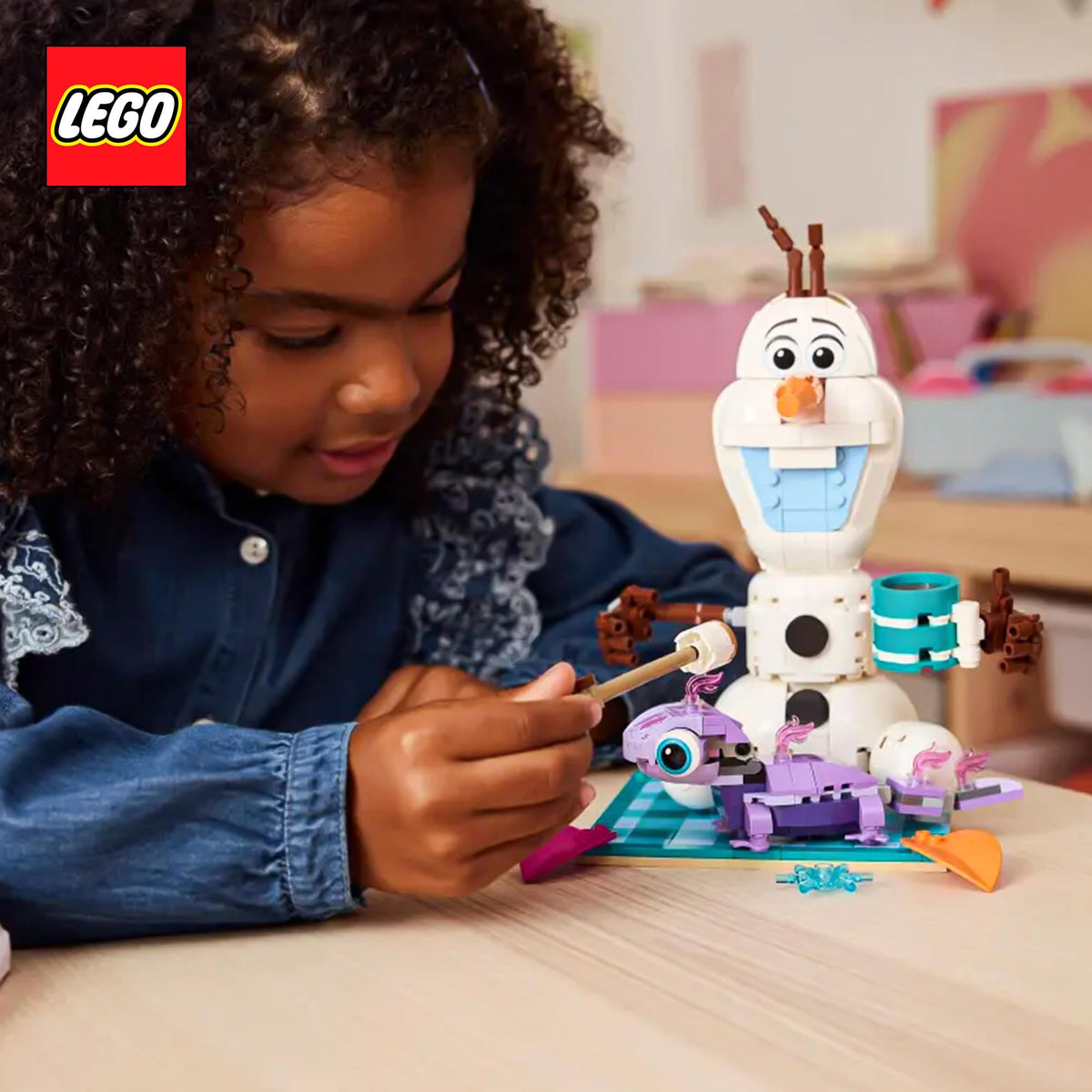 Disney Frozen LEGO 43287 Olaf and Bruni's Picnic Fun 478-Piece Building Set