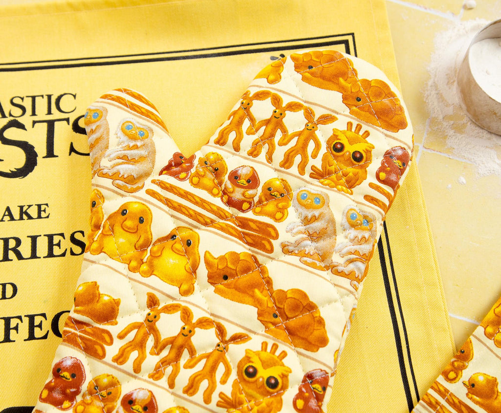 Fantastic Beasts Kowalski Quality Baked Goods Kitchen Oven Mitt Glove