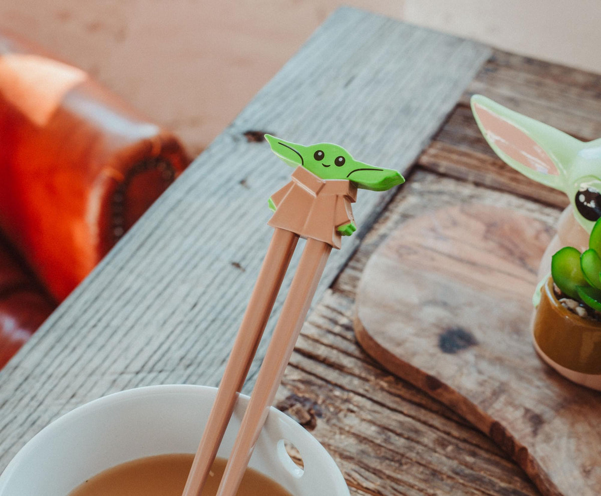 Star Wars: The Mandalorian Grogu Tentacle Chowder Ramen Bowl and Chopstick Set