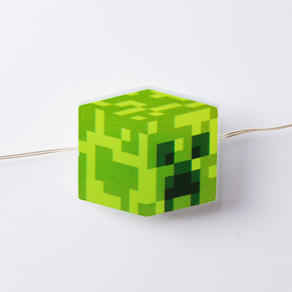 Minecraft 2-Piece TNT Décor Bundle | Glitter Lamp & String Lights