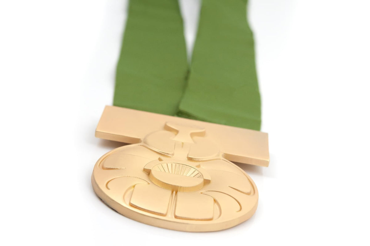 Star Wars Medal of Yavin Gold Plated 1:1 Scale Licensed Prop Replica