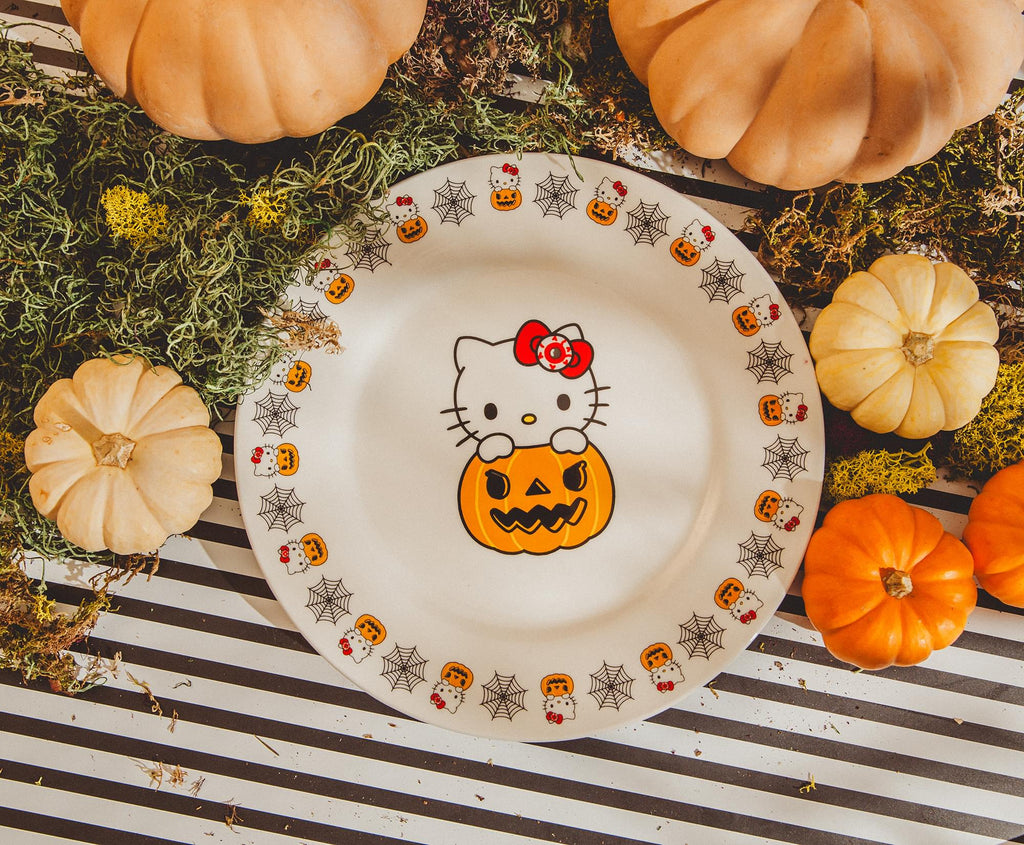 Sanrio Hello Kitty Pumpkin Boo 10-Inch Ceramic Dinner Plate