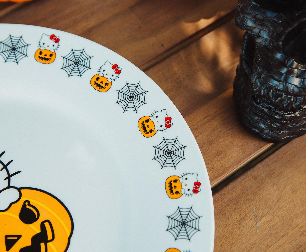 Sanrio Hello Kitty Pumpkin Boo 10-Inch Ceramic Dinner Plate