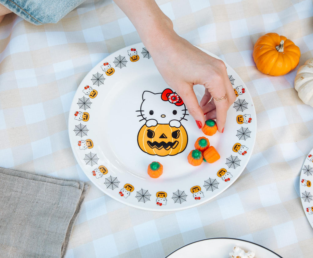 Sanrio Hello Kitty Pumpkin Boo 10-Inch Ceramic Dinner Plate