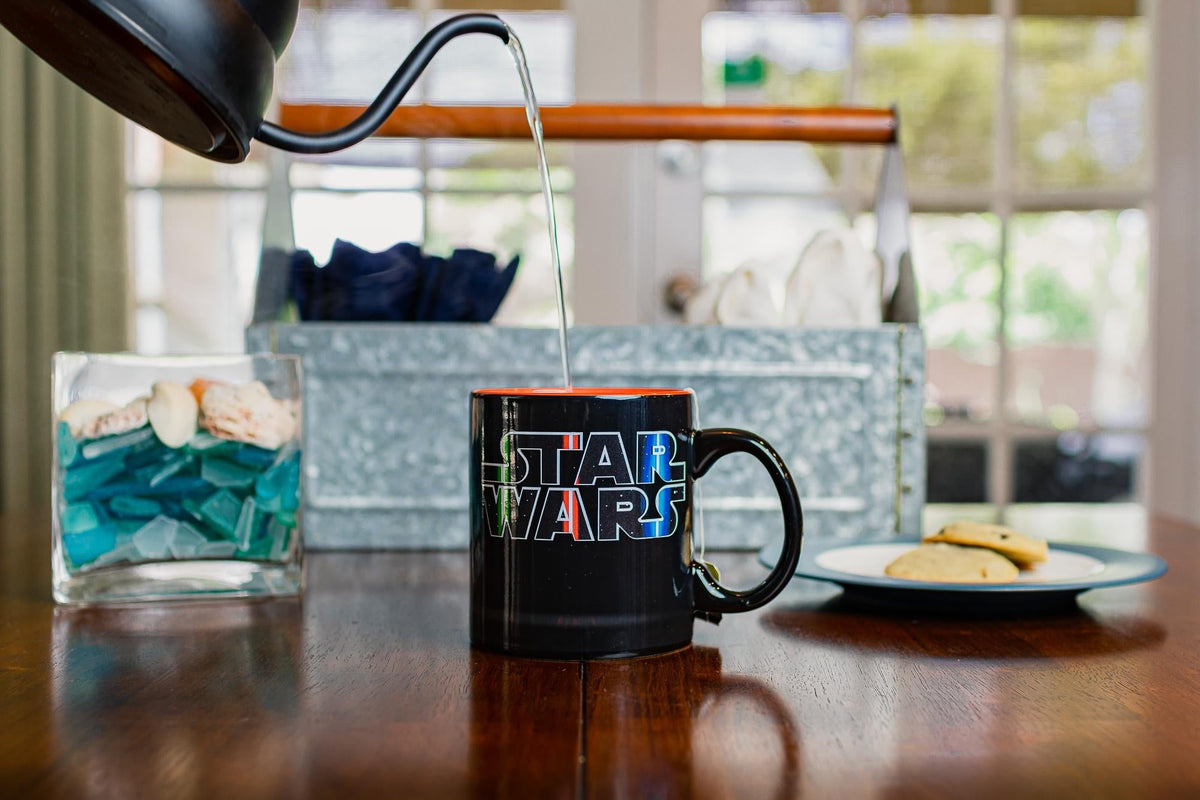Star Wars Lightsaber Mug | Star Wars Heat Changing Mug | Holds 20 Ounces