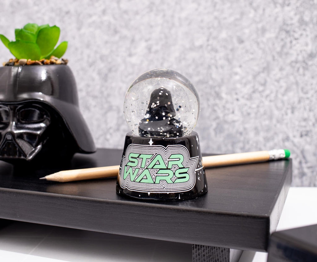 Star Wars Darth Vader 3-Inch Mini Light-Up Snow Globe