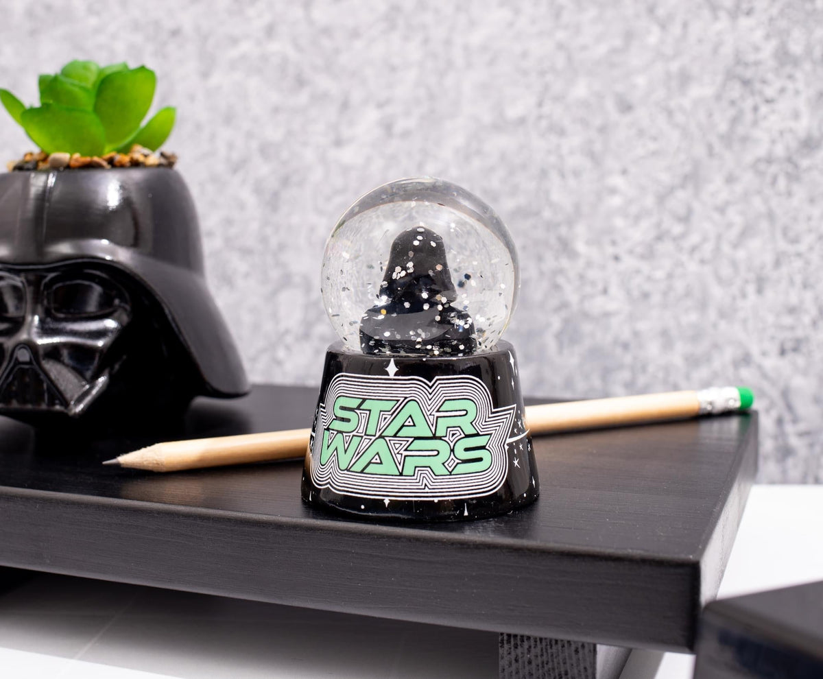 Star Wars Darth Vader 3-Inch Mini Light-Up Snow Globe