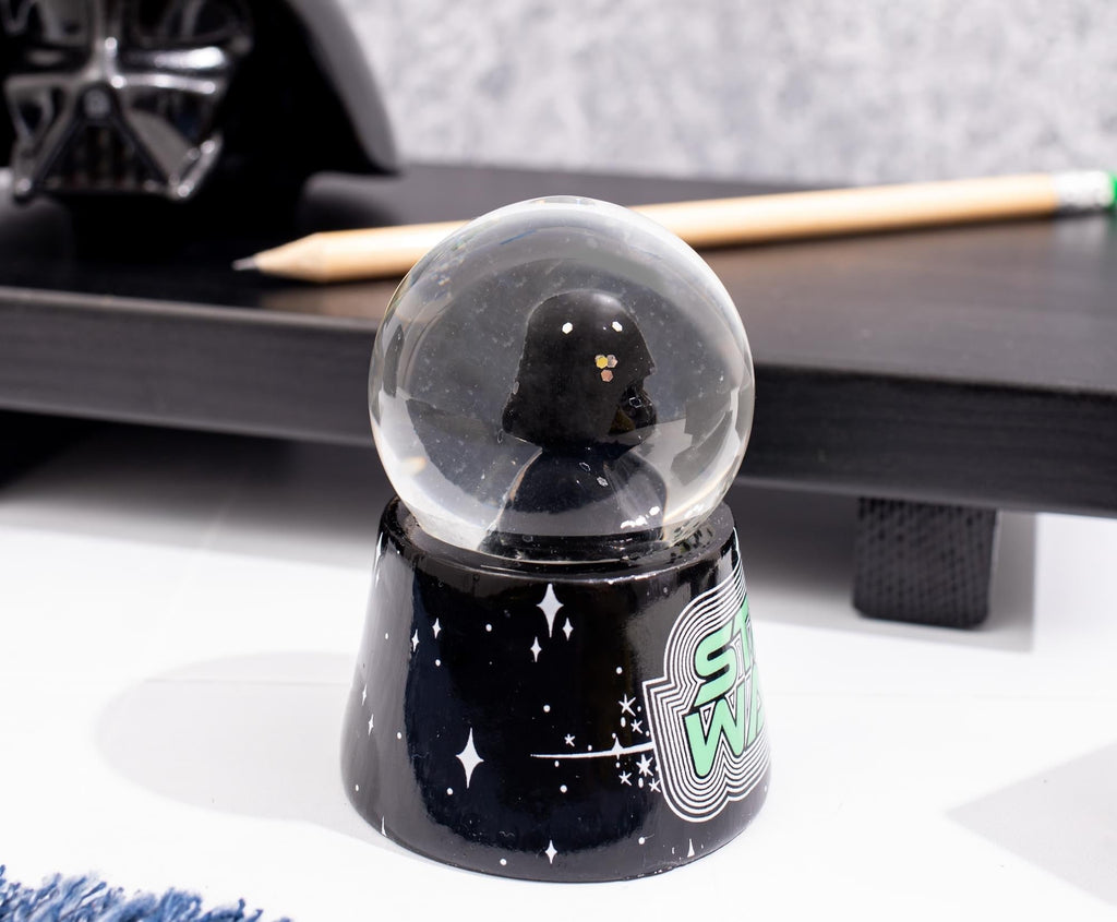 Star Wars Darth Vader 3-Inch Mini Light-Up Snow Globe