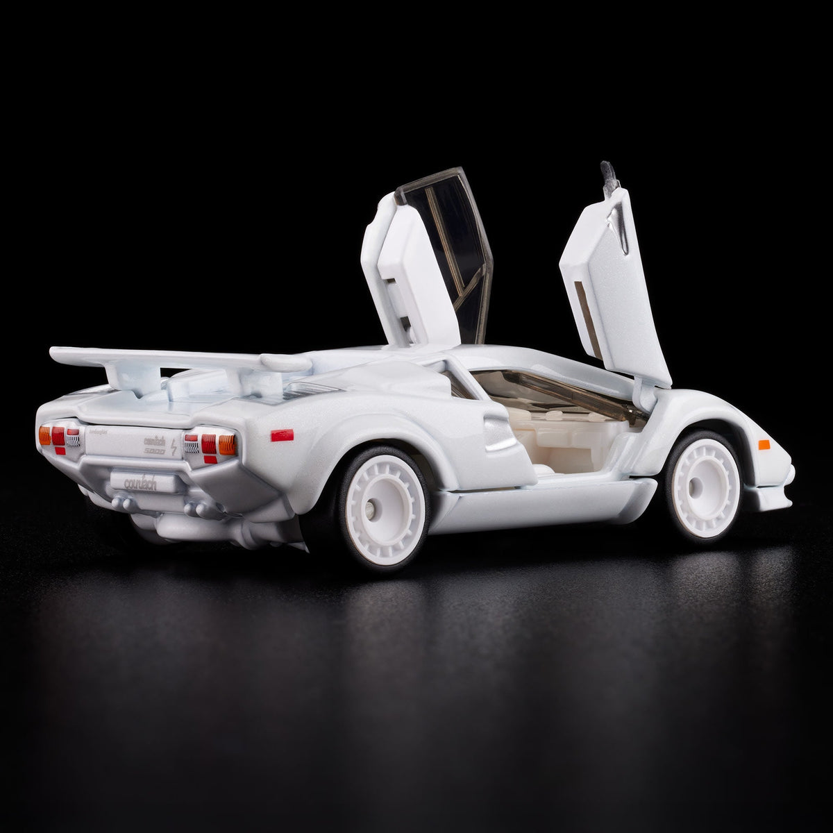 Hot Wheels RLC Exclusive 1982 Lamborghini Countach LP 500 S